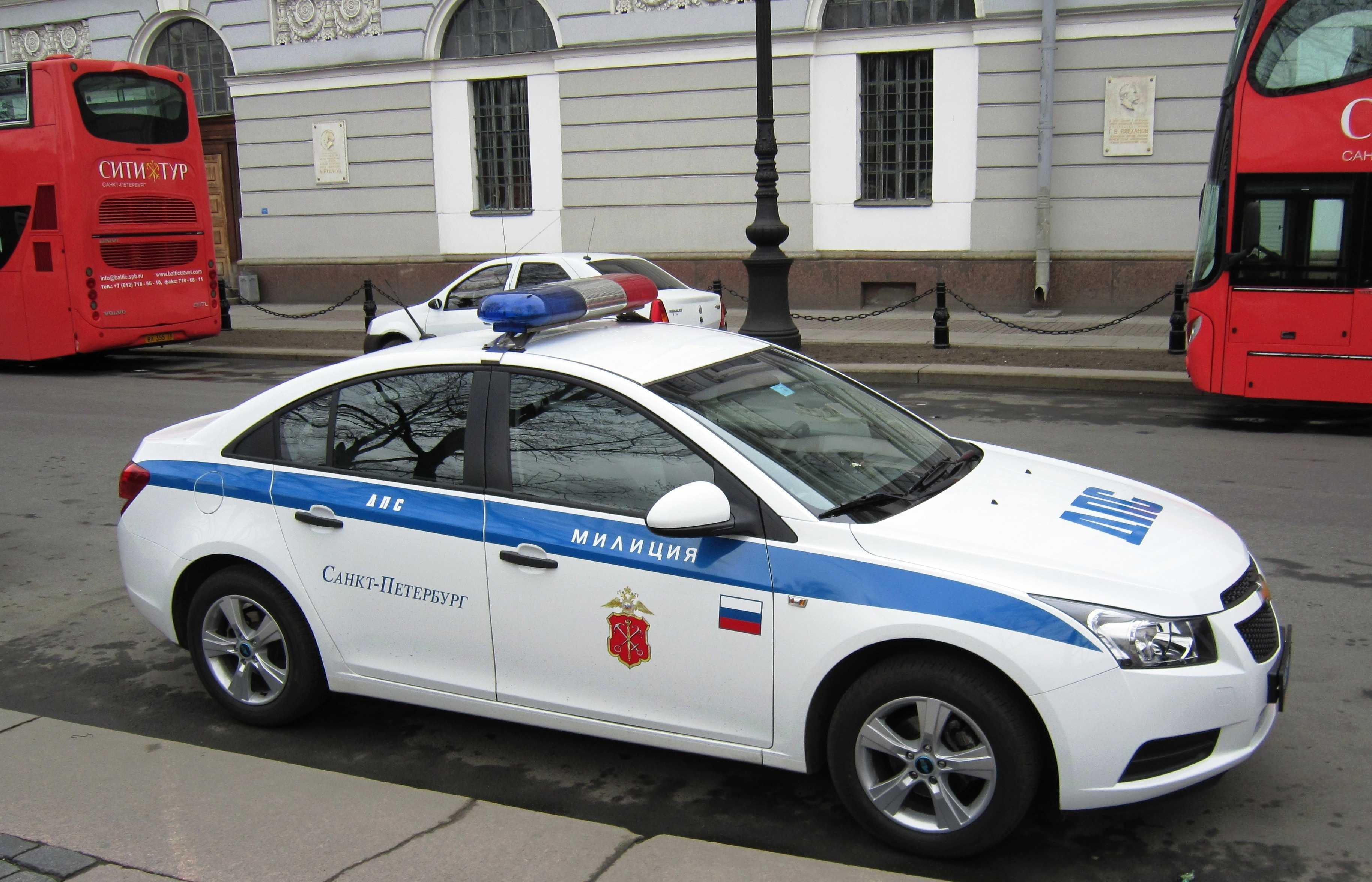 Машина милиционера. Машина "полиция". Полицейская машина. Автомобиль «полиция». Полицейские машины России.