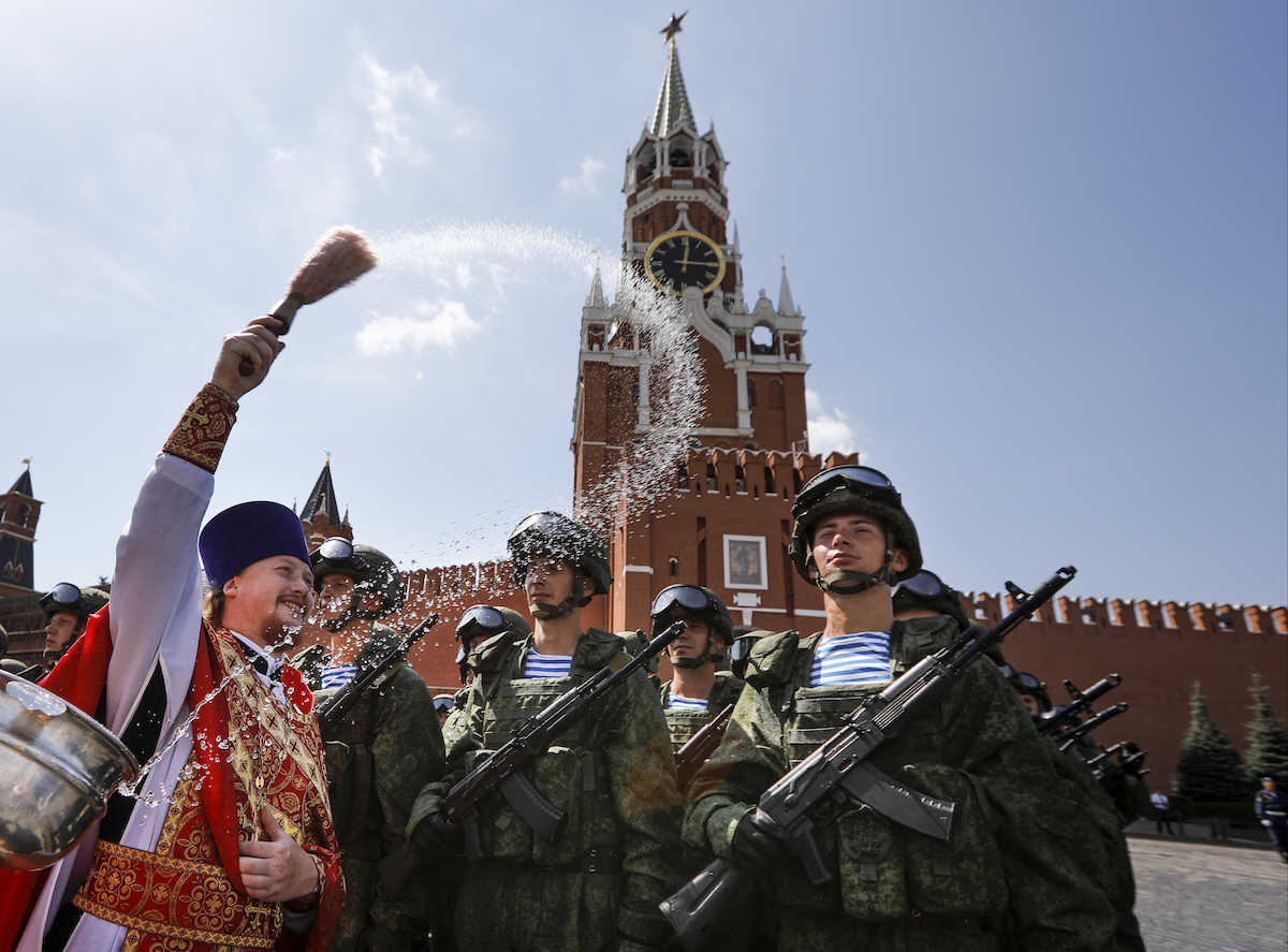 Russia Tries to Allay Western Fears about Planned War Games